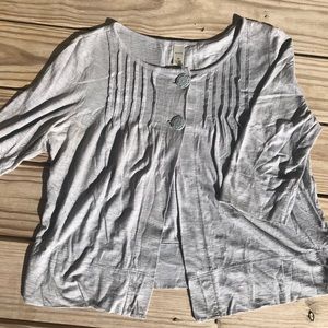 Grey crop button top